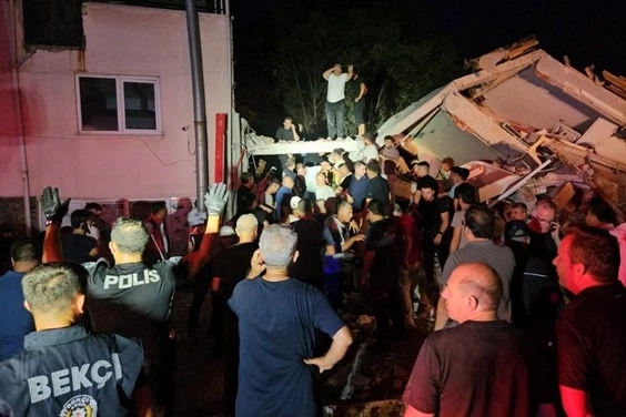 Bilecik AFAD ekibi Balıkesir Sındırgı