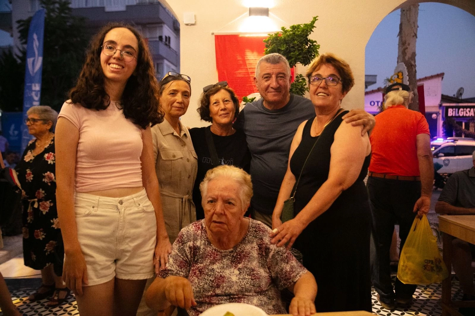 İzmir Güzelbahçe’ye yeni bir sosyal yaşam alanı