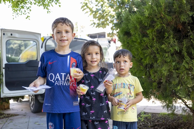 Çocuklar Büyükşehir’in Limonlu Dondurması İle Serinliyor