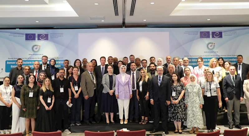 Bakanımız Göktaş, Roman vatandaşların hak arama farkındalığına yönelik çalıştayda konuştu