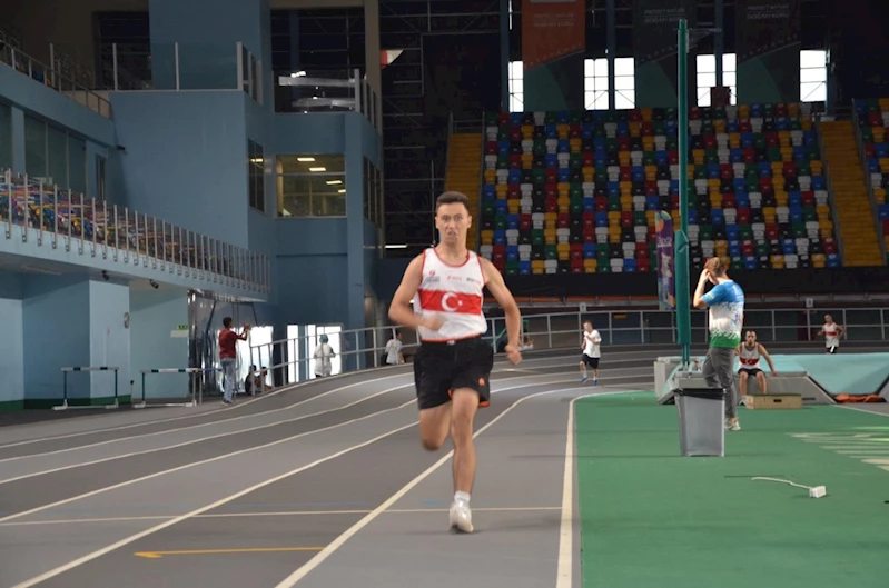 MERAM’IN ALTIN ÇOCUĞU: MUHAMMED EREN YİNE ZİRVEDE!