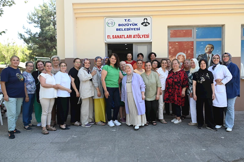 -ÖRGÜ ATÖLYESİ HANIMLARDAN YOĞUN İLGİ GÖRÜYOR