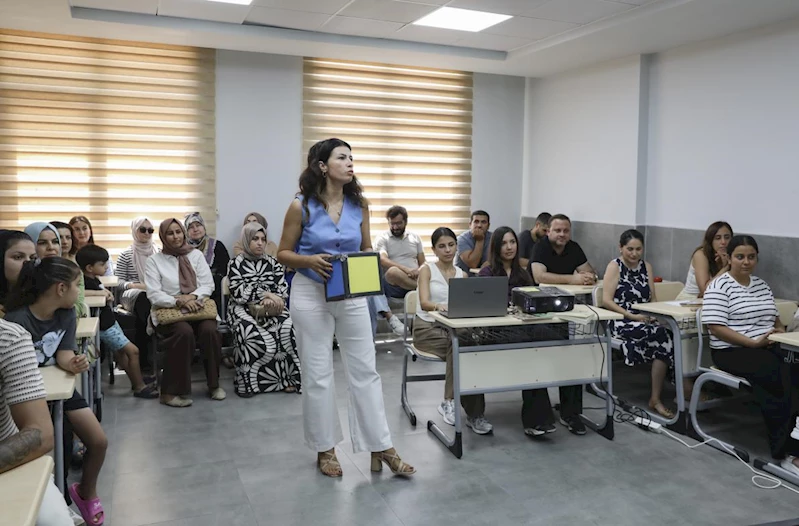 Büyükşehir, Ebeveynlerin Çocuklarıyla İletişimine Işık Tutuyor