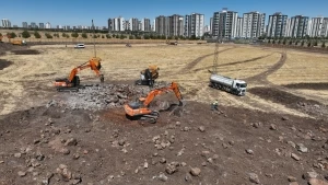 Mezopotamya Kent Parkı’nda çalışmalar devam ediyor