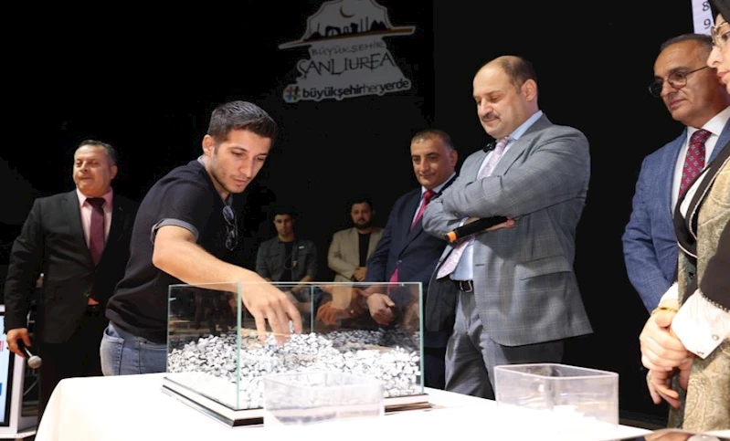 BAŞKAN GÜLPINAR’DAN ELEŞTİRİLERE SERT TEPKİ: “ANLAMAK İSTEMEYENLER VAR”