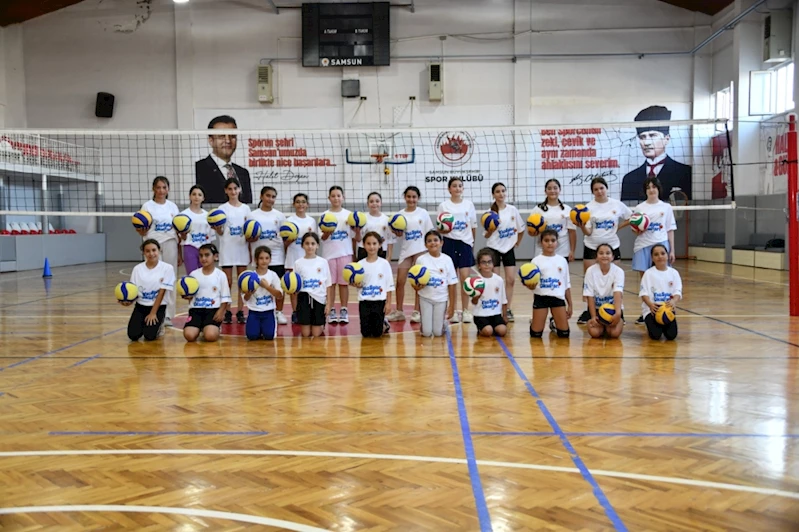 BÜYÜKŞEHİR BELEDİYESİ’NİN YAZ SPOR OKULLARI SONA YAKLAŞIYOR