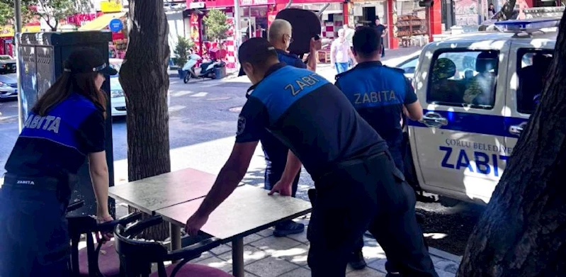 Çorlu Zabıtası Kararlı: Kaldırımlar Yayalarındır