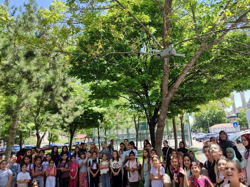 Büyükşehir’de Teknoloji ile Büyüyen Nesil: Genç KAYMEK’te Dron Eğitimi