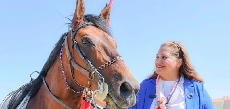 RAHVAN AT YARIŞLARI ZAFER KUPASI COŞKUSU ŞEHRİMİZDE YAŞANDI