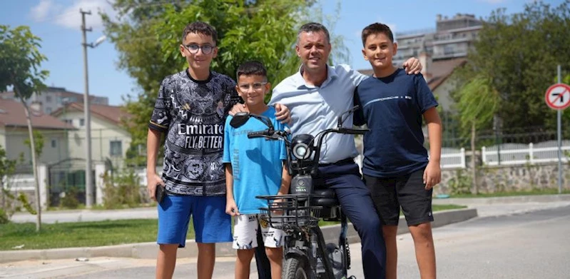 Başkan Sarıkurt, Şeyhsinan ve Hürriyet Mahallelerindeki Çalışmaları İnceledi