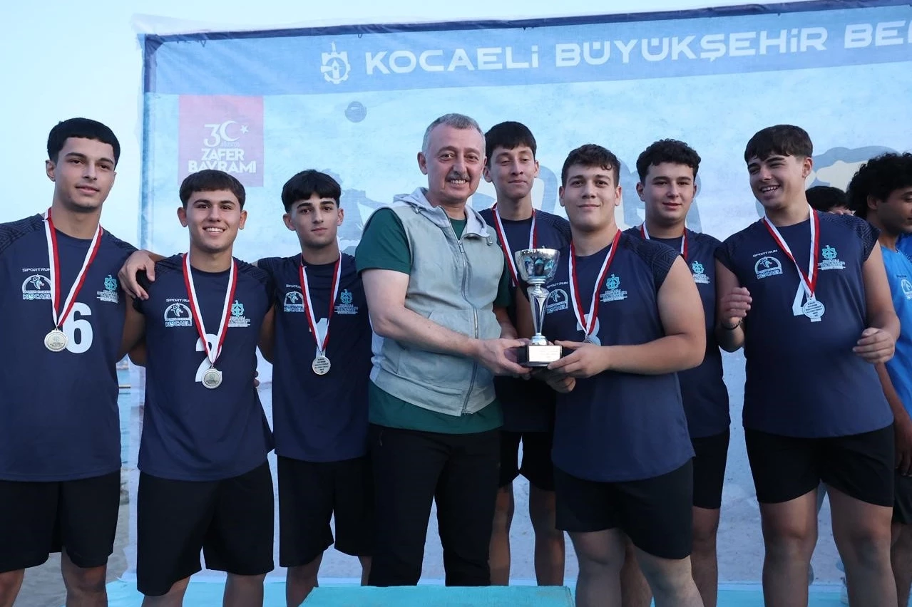 Kocaeli’de plaj şenlikleri coşkuyla başladı