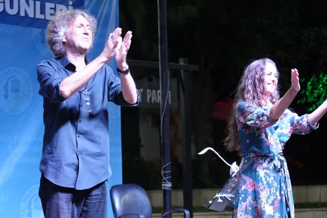 Milas Güllük’te sanat dolu akşam