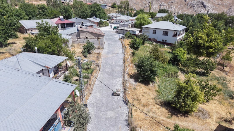 Elbistan Kırsalında Sarıyatak’ın Ulaşımını İyileştirmek İçin Büyükşehir Görev Başında