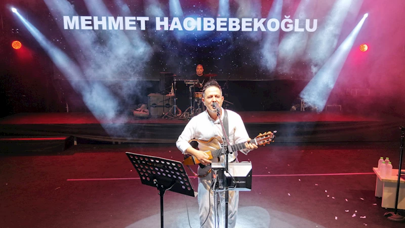 Şehrin Sevilen Sanatçılarından Mehmet Hacıbebekoğlu, KAFUM’da Sahne Aldı
