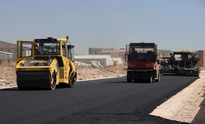 BÜYÜKŞEHİR, HIZLA YAPILAŞAN KARAKÖPRÜ’DE ULAŞIMI GÜÇLENDİRİYOR
