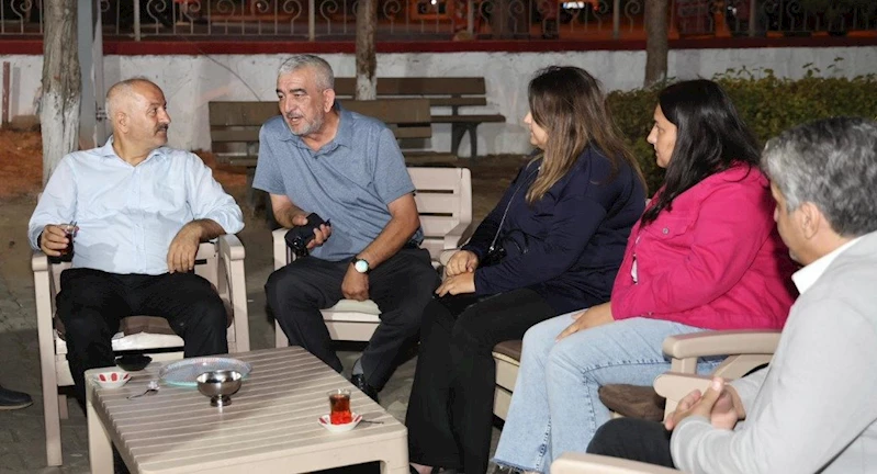 Başkan Büyükgöz Mollafenarili Vatandaşlarla Çay Sohbetinde Buluştu