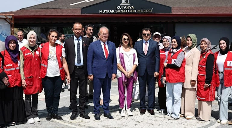 “KADIN TARIM SANAT” FESTİVALİNDE KADINLARIMIZIN EL EMEĞİ GÖZ KAMAŞTIRDI