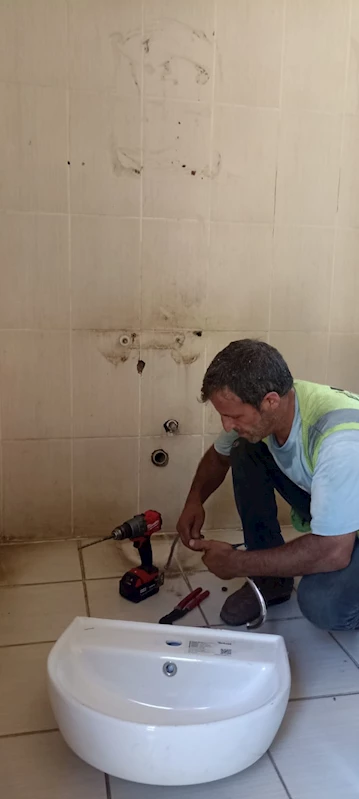 VATANDAŞLARIN DUYARSIZLIĞI PARK EKİPLERİNİ YİNE İŞ BAŞINA GETİRDİ