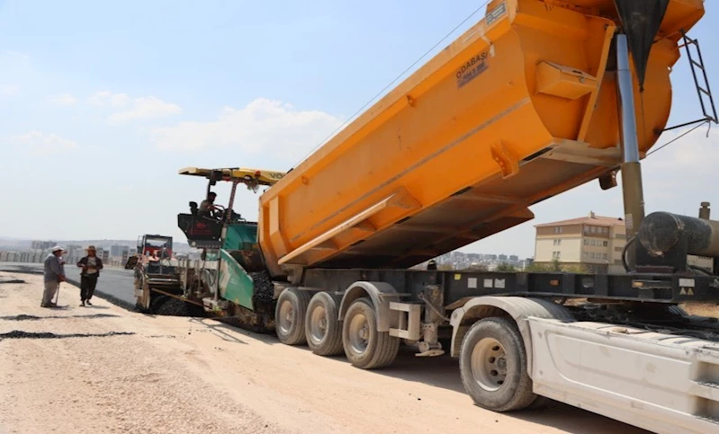 KARAKÖPRÜ’DE ASFALT YATIRIMLARI HIZLA DEVAM EDİYOR