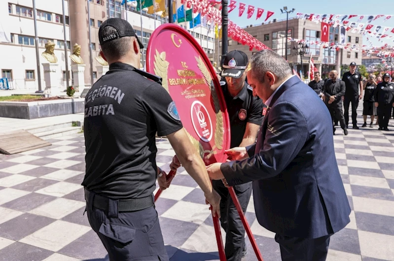 30 Ağustos Zafer Bayramı kutlamaları çelenk sunumu ile başladı