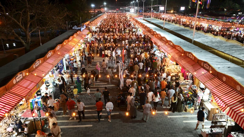 Geleneksel Ağustos Fuarı Üçüncü Gününde de Büyük Bir Coşkuyla Sürdü
