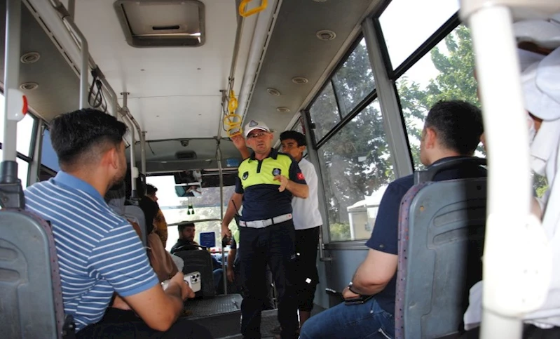 KAVURUCU SICAKLARDA VATANDAŞI TERLETENLERE BÜYÜKŞEHİR