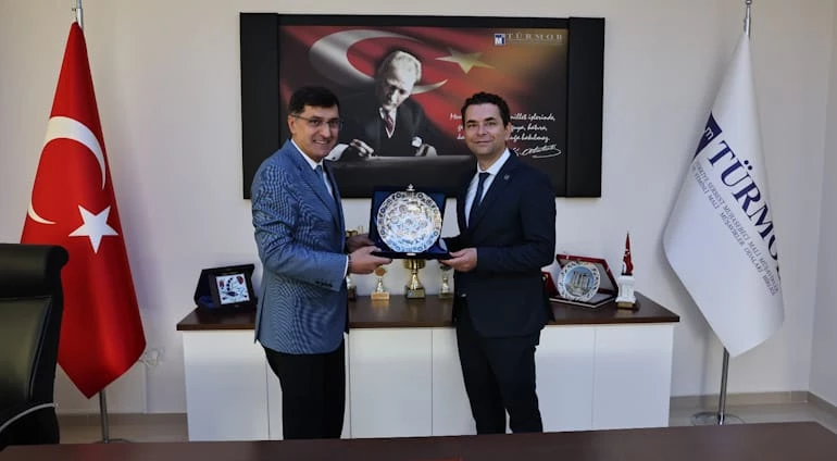 BELEDİYE BAŞKANIMIZ EYÜP KAHVECİ’DEN SMMMO YÖNETİMİNE HAYIRLI OLSUN ZİYARETİ