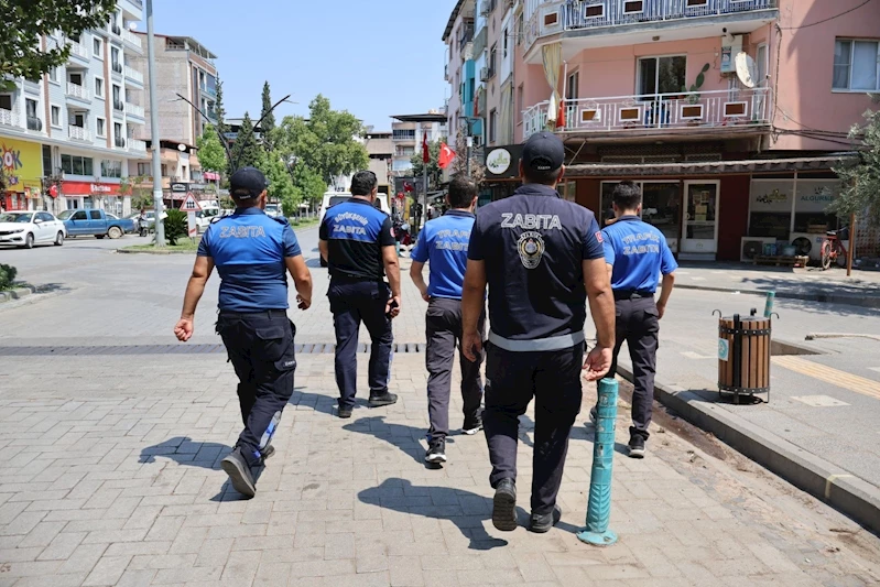 Büyükşehir’den Ahmetli’de Kaldırım İşgallerine Denetim