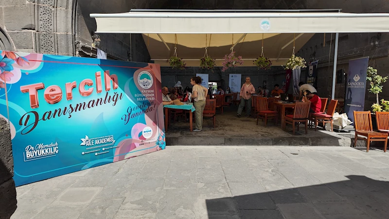 Büyükşehir’in Ücretsiz Tercih Danışmanlığı Hizmeti, Öğrencilerin Tercihi Oldu