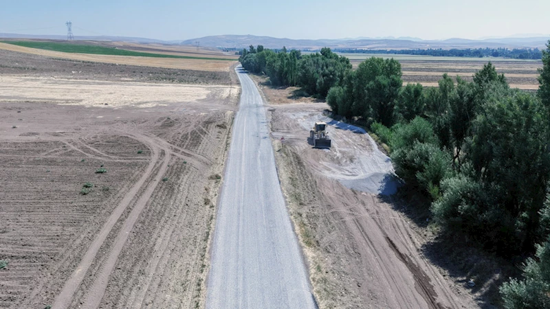 Elbistan Kırsalında da Daha Konforlu Ulaşım İçin Büyükşehir Sahada