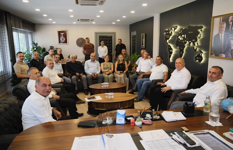 Güngör Geçer; Ceyhan ve Yumurtalık’ta Halkla, Muhtarlarla ve Belediye Çalışanlarıyla Bir Araya Geldi