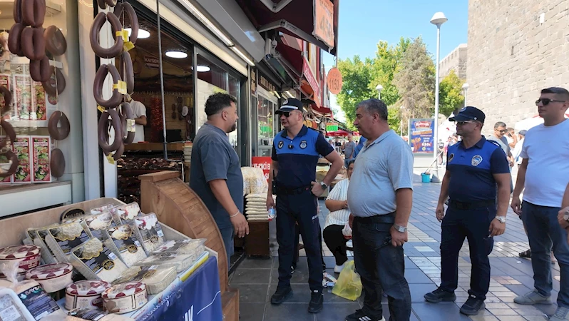 Büyükşehir Zabıtası ve Esnaftan 