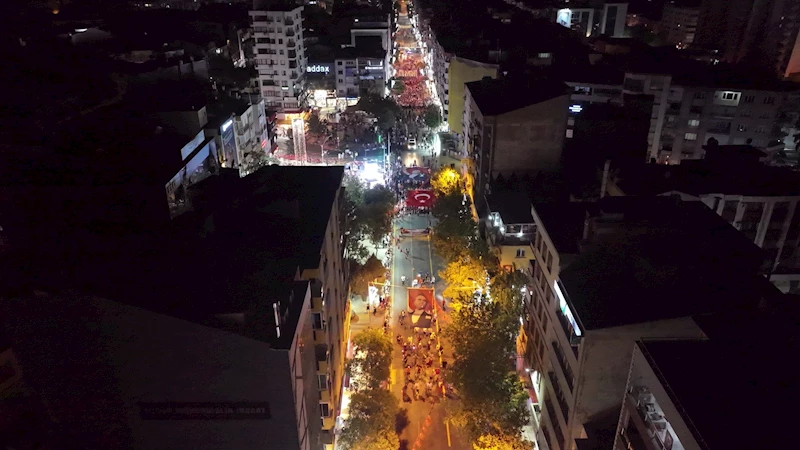 Zafer Bayramı Coşkusu Fener Alayı ile Taçlandı