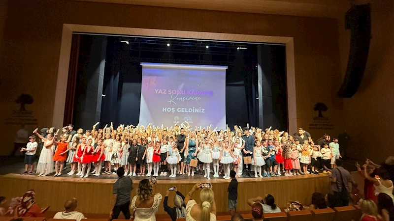 ŞEHİTKAMİL YAZ SANAT AKADEMİSİ MUHTEŞEM KONSERLE SONA ERDİ