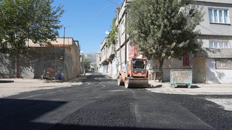 Altyapısı Biten Sokakların Yol Kaplamaları Da Bir Bir Tamamlanıyor