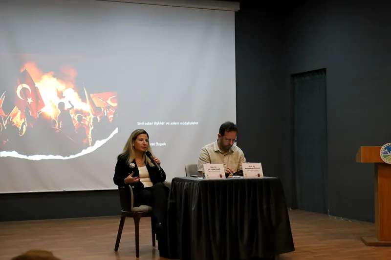 OSM’de “Darbeler, Demokrasi ve Milli İrade” konuşuldu