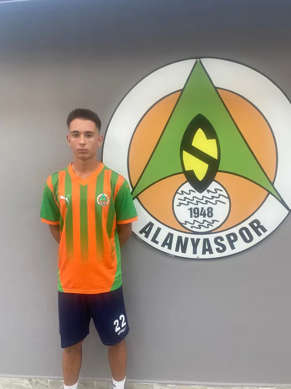 Alanyaspor, Furkan’ı transfer etti