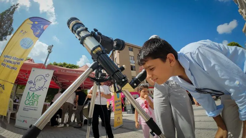 Mersin Büyükşehir Belediyesi Çocukları Bilimle Buluşturma Devam Ediyor
