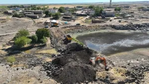 Çınar’da besicilerin su kaynağı göletler onarıldı