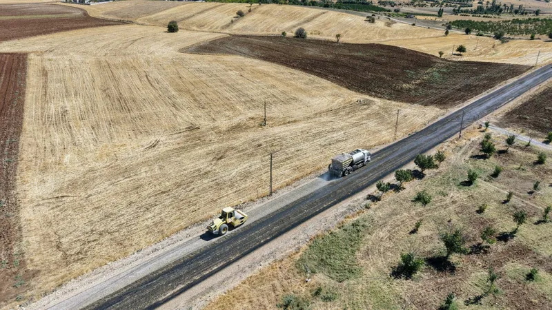 Büyükşehir’den Elbistan Gümüşdöven’e Konforlu Ulaşım