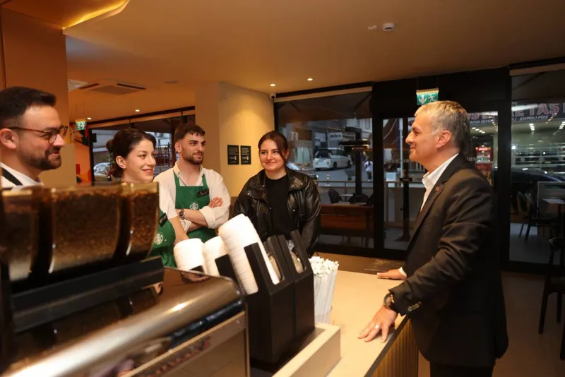 BAŞKANIMIZ KAŞÜSTÜ MAHALLEMİZDE HİZMETE AÇILAN İŞYERLERİNİ ZİYARET ETTİ