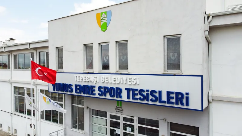 YUNUS EMRE SPOR TESİSLERİ