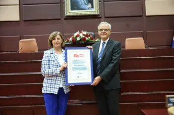 BİLİMSEL İŞ BİRLİKLERİNE KÖPRÜ KURAN  PROF. DR. RESCH ESKİŞEHİRLİ OLDU