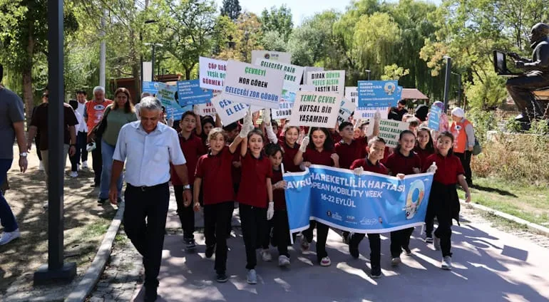 VATANDAŞLARIMIZ DAHA TEMİZ BİR KÜTAHYA İÇİN HAREKETE GEÇTİ