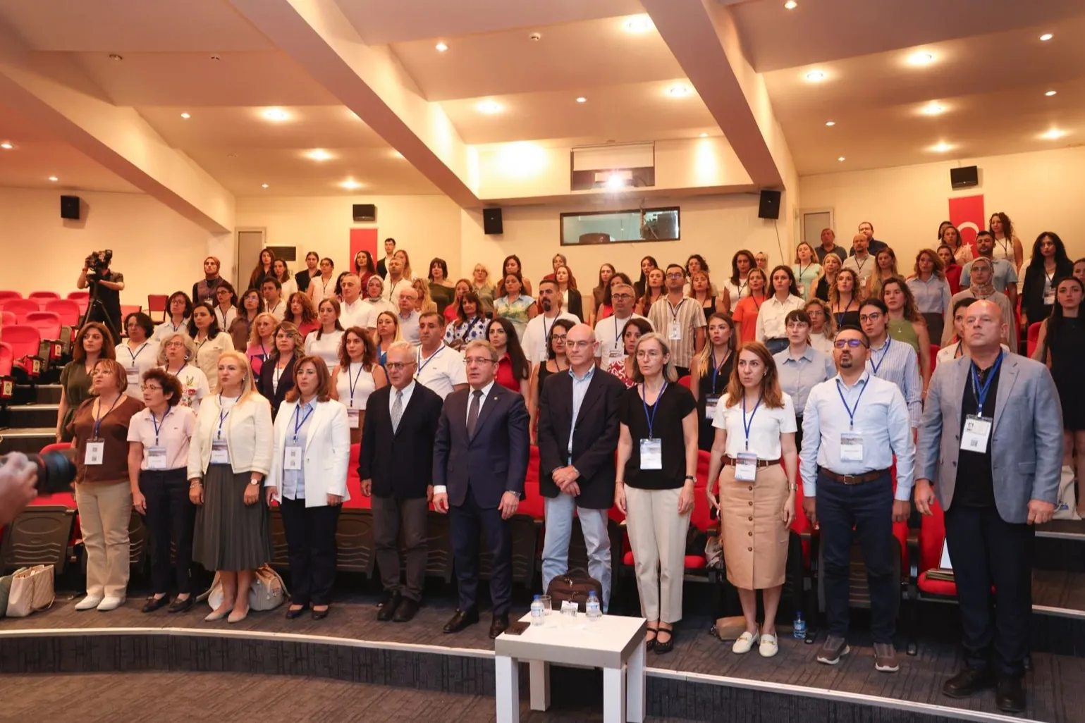 Bilim dünyası İzmir’de buluştu