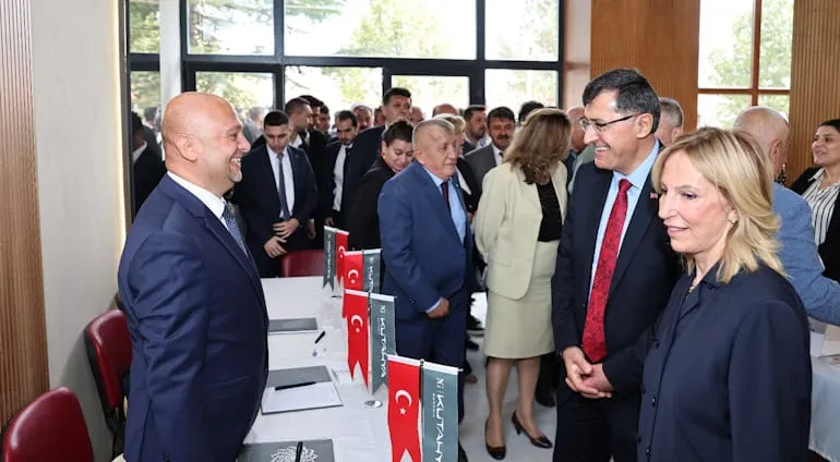 KÜTAHYA 2. TEDARİK ZİNCİRİ BULUŞMALARI İŞ DÜNYASINI BİR ARAYA GETİRDİ