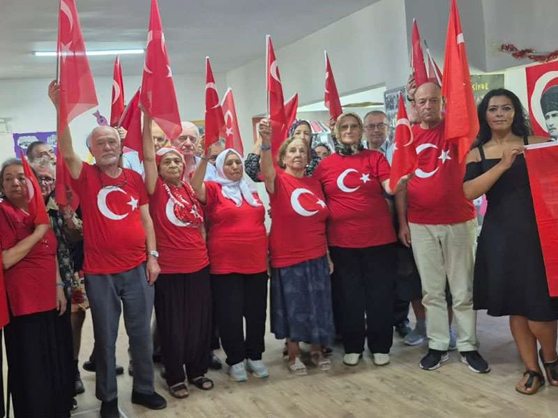 KIDEMLİ BÜYÜKLERDEN 30 AĞUSTOS ZAFER BAYRAMI COŞKUSU