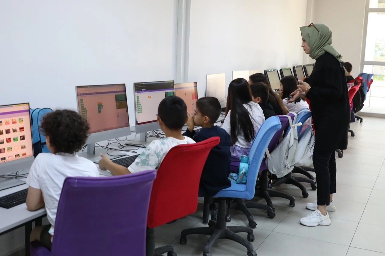 MELMEK yaz sezonunu tamamladı