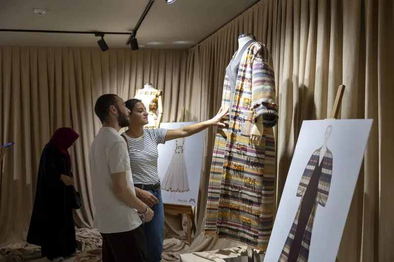 ‘Mersin Dokumaları Kıyafet Sergisi’, Tarsus Ünivesitesi Öğrencilerine İlham Oldu