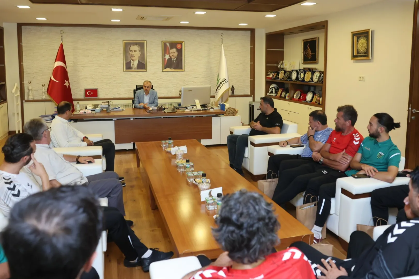 Çayırovaspor’dan Başkan Çiftçi’ye 45. yıl ziyareti